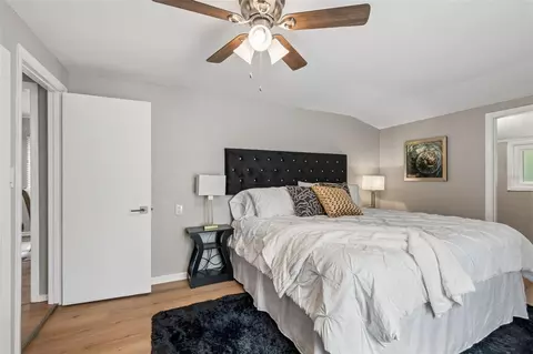 Bedroom - 1004 Washington Ave, Largo, FL 33770 photo 1 of 1