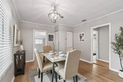 Dining - 1004 Washington Ave, Largo, FL 33770 photo 1 of 1