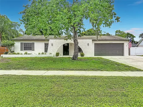 4321 Foxglen Ln, Tampa, FL 33624