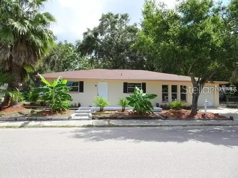 601 Banana St, Tarpon Springs, FL 34689