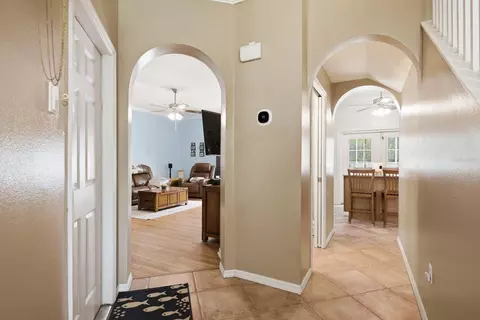 Entry Way - 384 Wingate Cir, Oldsmar, FL 34677 photo 4 of 7