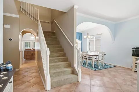 Entry Way - 384 Wingate Cir, Oldsmar, FL 34677 photo 2 of 7