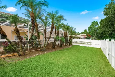 Exterior - 384 Wingate Cir, Oldsmar, FL 34677 photo 10 of 13