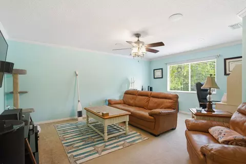 Living - 384 Wingate Cir, Oldsmar, FL 34677 photo 5 of 6