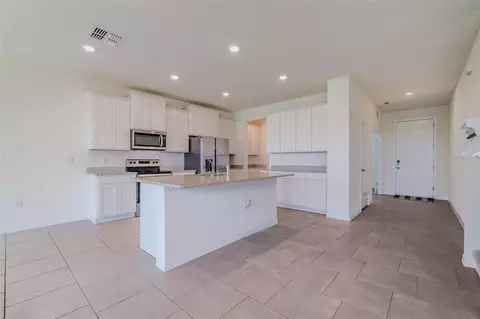 Entry Way - 13090 Brookside Moss Dr, Riverview, FL 33579 photo 4 of 8
