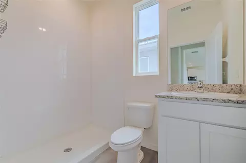 Bath - 13090 Brookside Moss Dr, Riverview, FL 33579 photo 1 of 3