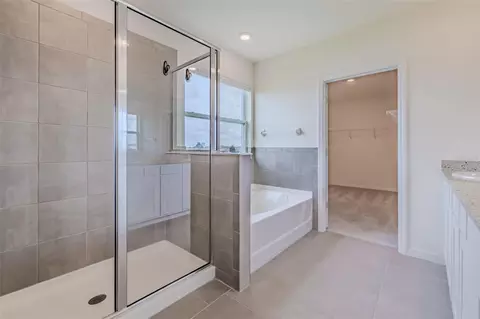 Bath - 13090 Brookside Moss Dr, Riverview, FL 33579 photo 2 of 3
