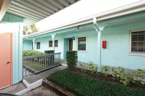 2465 Northside Dr #102, Clearwater, FL 33761
