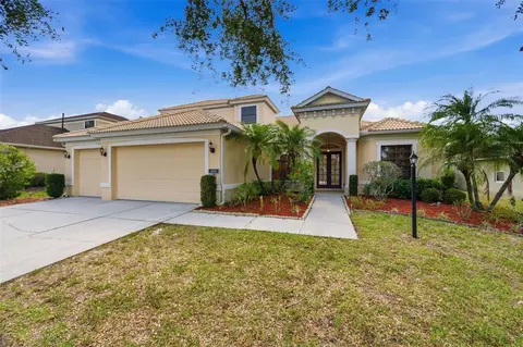 6611 Chickadee Ln, Bradenton, FL 34202