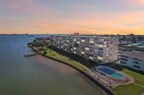1847 Shore Dr S #711, South Pasadena, FL 33707
