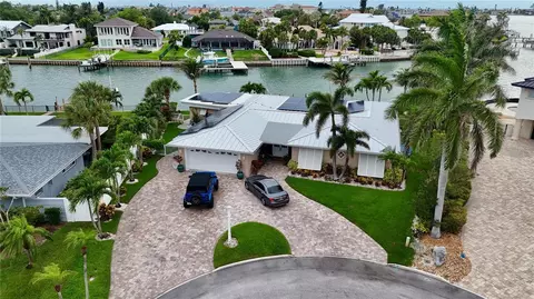 454 1st St W, Tierra Verde, FL 33715