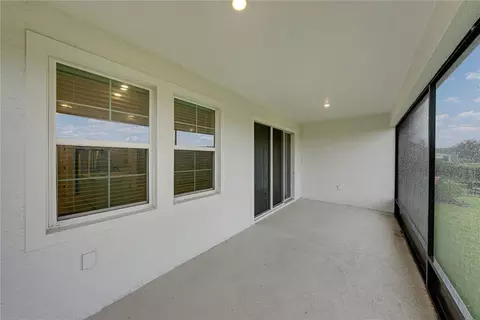 Exterior - 12253 Cattleside Dr, Riverview, FL 33579 photo 8 of 10
