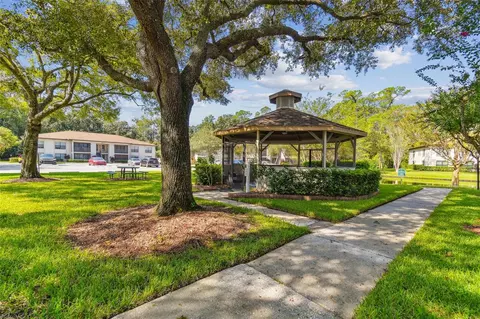 Exterior - 3367 Crystal Ct E #E, Palm Harbor, FL 34685 photo 3 of 3