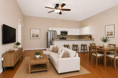 Living - 3367 Crystal Ct E #E, Palm Harbor, FL 34685 photo 1 of 5