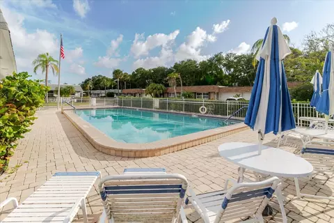 Exterior - 1201 Cara Dr, Largo, FL 33771 photo 15 of 16