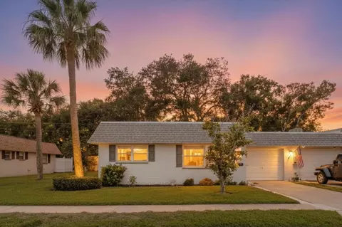 Exterior - 1201 Cara Dr, Largo, FL 33771 photo 2 of 16
