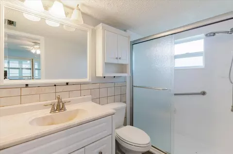 Bath - 1201 Cara Dr, Largo, FL 33771 photo 3 of 4