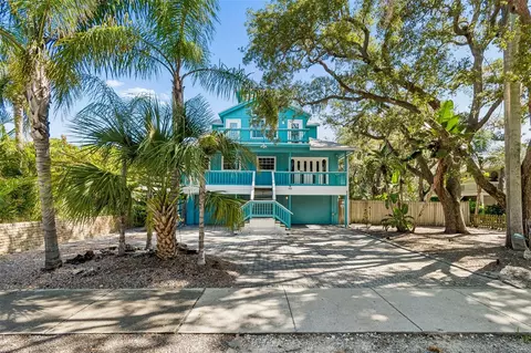 416 Tennessee Ave, Crystal Beach, FL 34681