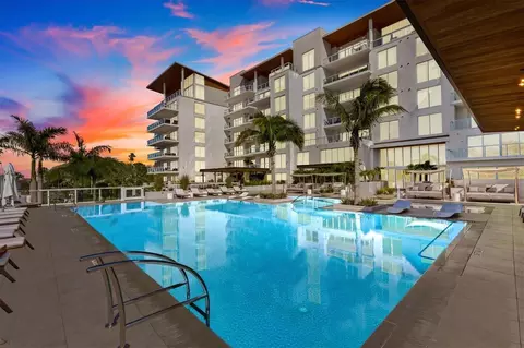 1020 Sunset Point Rd #310, Clearwater, FL 33755
