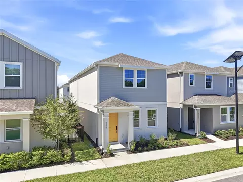 2033 Amelia Bay Pl, Valrico, FL 33596