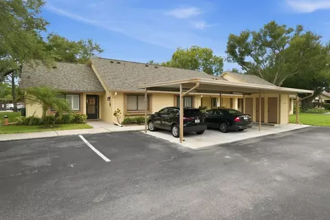 2538 Oakleaf Ln #33B, Clearwater, FL 33763
