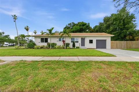 1401 49th St N, Saint Petersburg, FL 33710