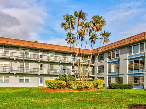 333 Lake Howard Dr NW #314D, Winter Haven, FL 33880