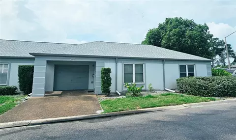 8356 Candlewood Rd #8356, Seminole, FL 33777