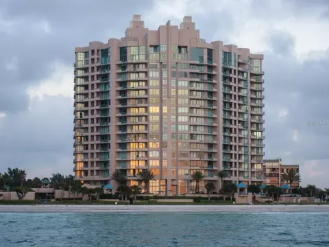 1560 Gulf Blvd #706, Clearwater Beach, FL 33767