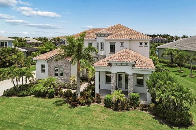 823 Manns Harbor Dr, Apollo Beach, FL 33572