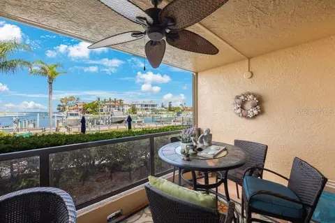 1060 Pinellas Bayway S #103, Saint Petersburg, FL 33715