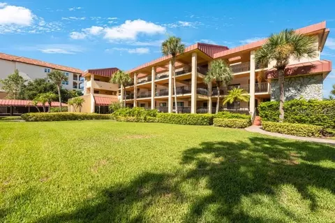 1060 Pinellas Bayway S #103, Saint Petersburg, FL 33715