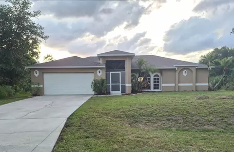3253 Gilbert St, North Port, FL 34288