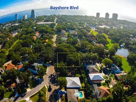 3136 W Euclid Ave, Tampa, FL 33629