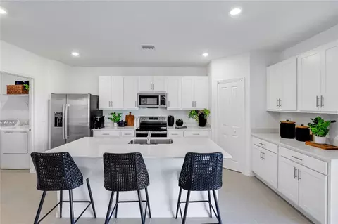 Kitchen - 3616 Ambersweet Xing, Parrish, FL 34219 photo 3 of 5