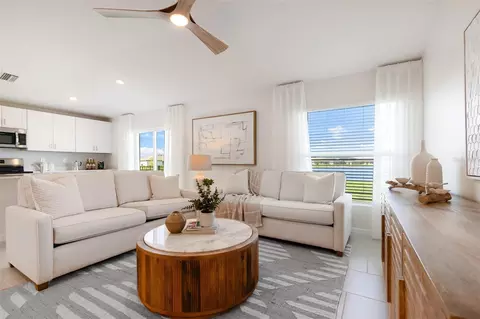 Living - 3534 Ambersweet Xing, Parrish, FL 34219 photo 2 of 2