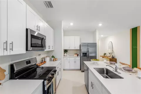 Kitchen - 3534 Ambersweet Xing, Parrish, FL 34219 photo 2 of 8