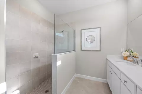 Bath - 3609 Ambersweet Xing, Parrish, FL 34219 photo 1 of 2