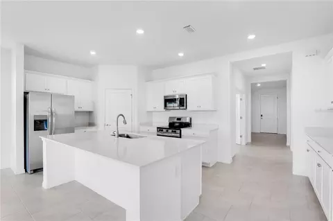 Kitchen - 3309 Night Star Ter, Parrish, FL 34219 photo 1 of 6