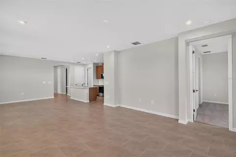 Living - 11744 Boundless Ter, Venice, FL 34293 photo 2 of 9