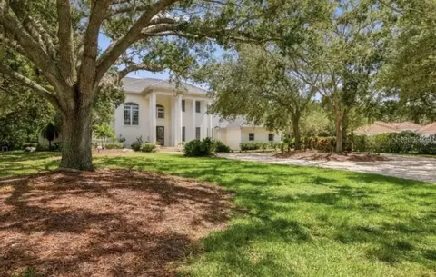 2984 Jeff Myers Cir, Sarasota, FL 34240