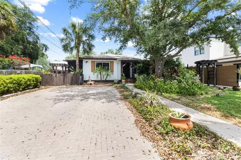 2820 53rd St S, Gulfport, FL 33707
