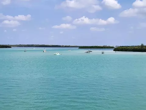 1 Key Capri #209E, Treasure Island, FL 33706
