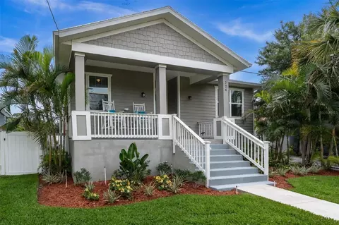 224 NE Jefferson Cir N, Saint Petersburg, FL 33702