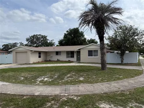 Exterior - 6568 Treehaven Dr, Spring Hill, FL 34606 photo 2 of 9