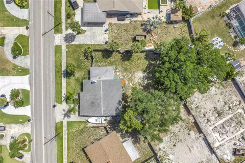 4030 Overlook Dr NE, Saint Petersburg, FL 33703