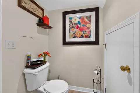 Bath - 10818 Brickside Ct, Riverview, FL 33579 photo 3 of 7