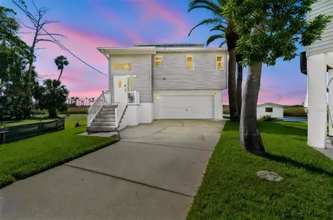 5247 Tropical Pt, Weeki Wachee, FL 34607