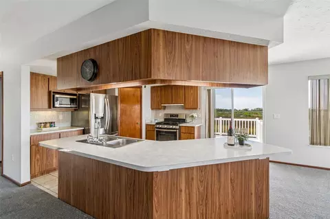Kitchen - 5247 Tropical Pt, Weeki Wachee, FL 34607 photo 3 of 10