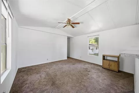 Living - 11410 Thomas Rd, Seffner, FL 33584 photo 9 of 9